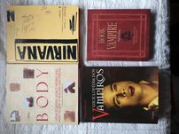 Livros e enciclopédias 25€