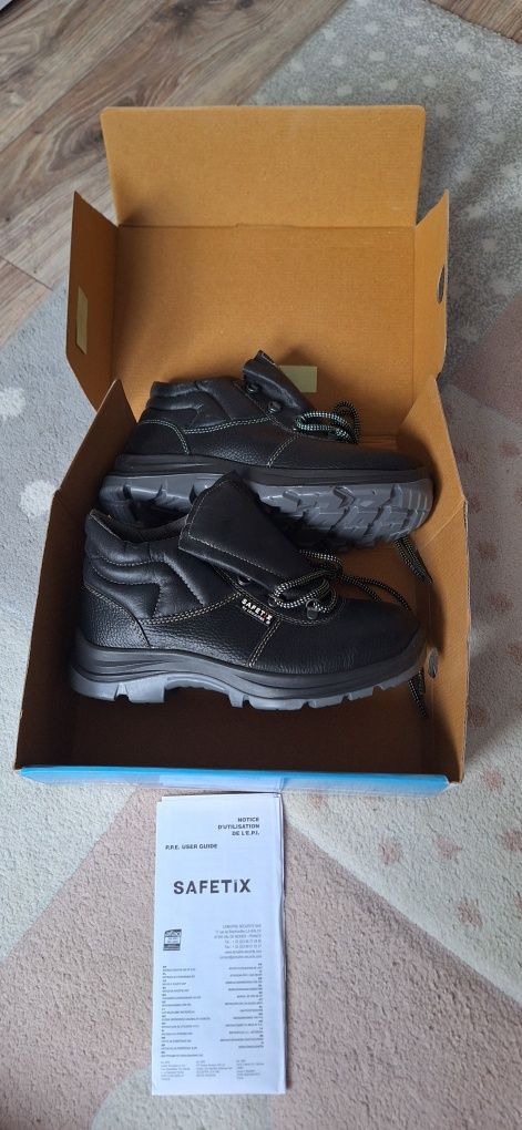 Męskie trzewiki buty robocze rozm. 41 Safetix