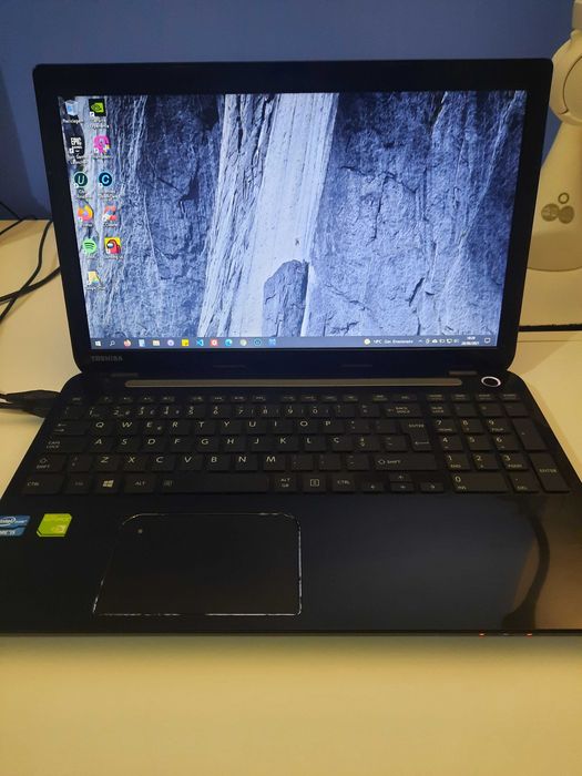 Portátil Toshiba Satellite L50-A-103