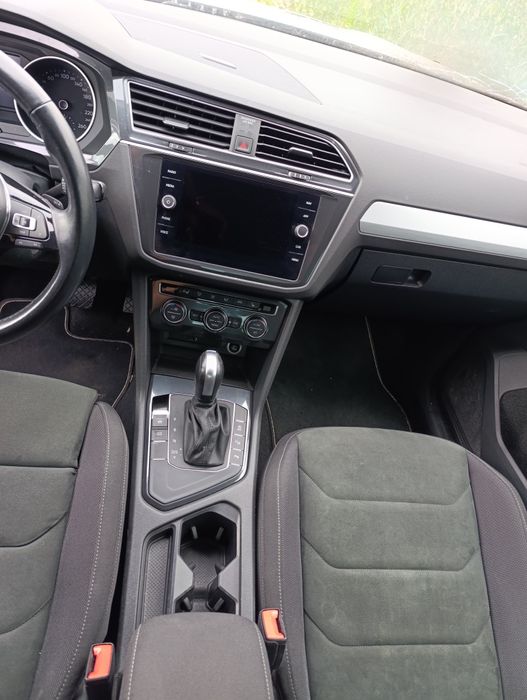 VW Tiguan 2.0 diesel,150 koni,automat,el.hak,kamera