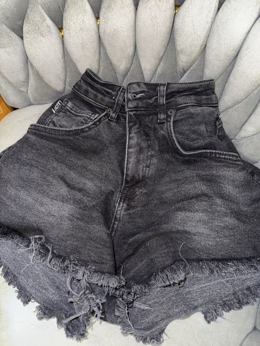 Джинсові шорти чорного кольору