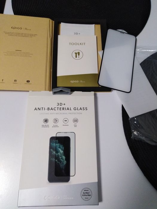 Захисне скло нове, породам 5 шт