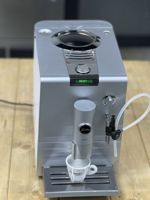 Швейцарська кавомашини Jura ENA 5