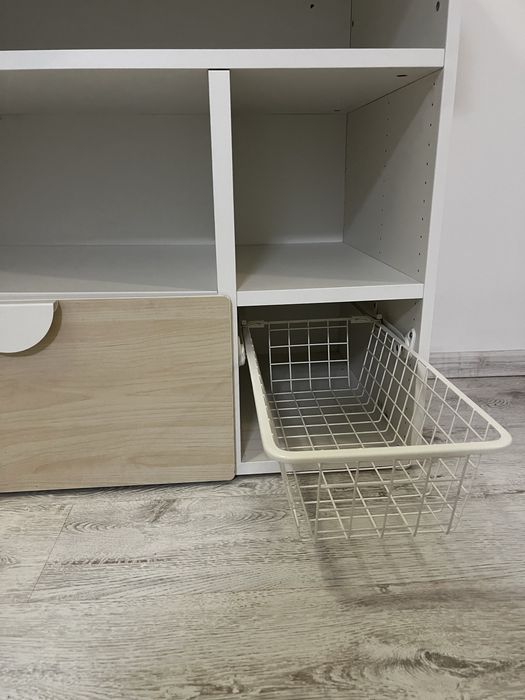 Stół do przewijania/ biurko SMASTAD ikea z materacem