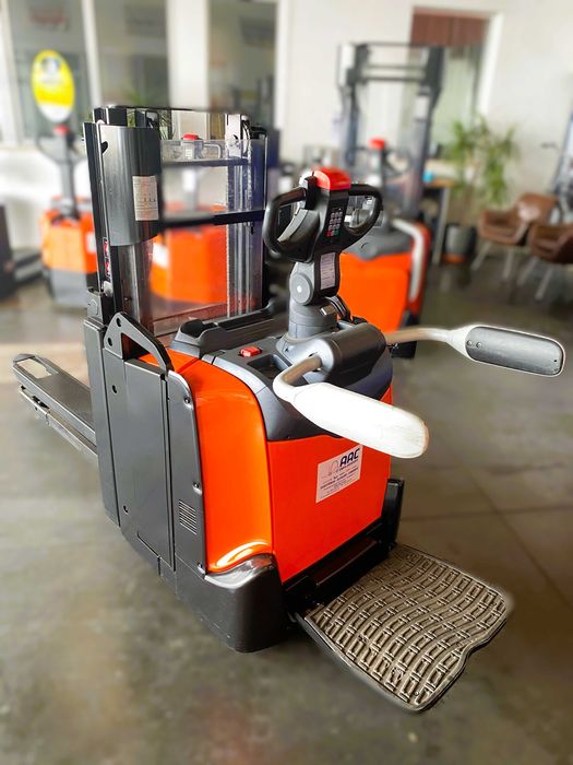 BT Electric Stacker SPE 200D | 2,000 kg Used64297463339394122