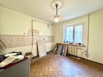 Продаю 3к квартиру в новому ЖК в центрі міста. ц1