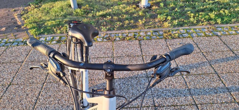 KROSS Trans 5.0 rower trekkingowy