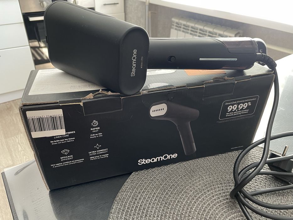 Відпарювач Steam One EUDTC75B