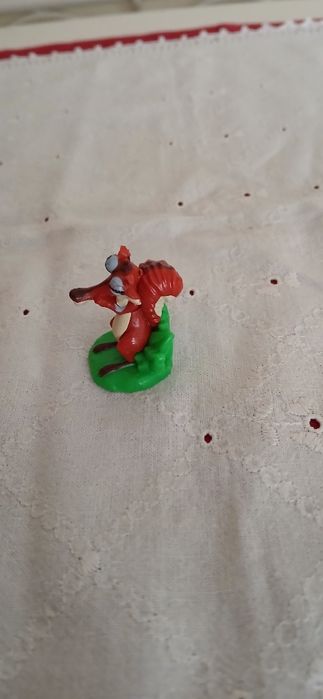 Miniatura Scrat - Idade do Gelo