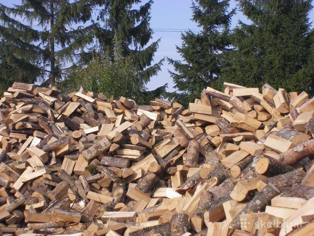 Drewno kominkowe liściaste sezonowane