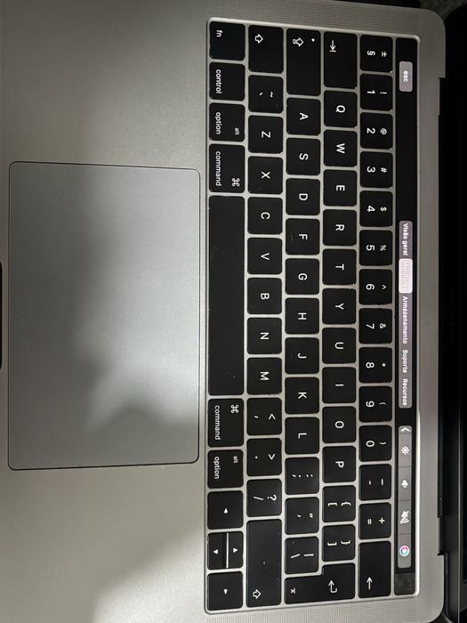 MacBook Pro 13” Retina i5 16GB 1TB Touch Bar