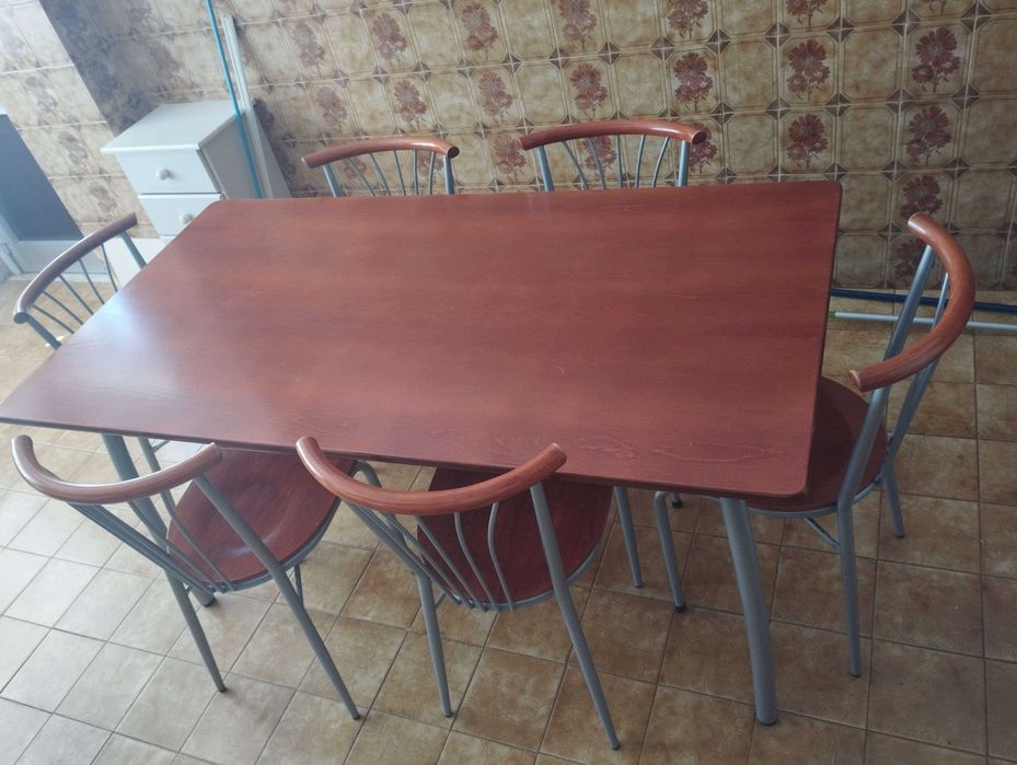 Mesa cozinha com 6 cadeiras