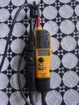 Tester elektryczny FLUKE T130