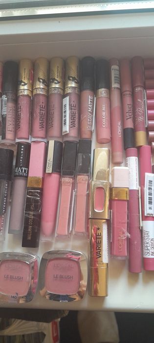 Губные помады. L'оreal