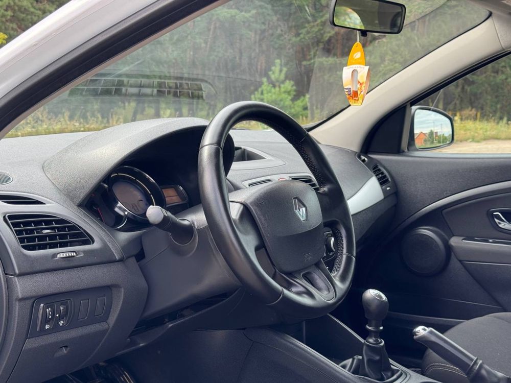 Продам свій Renault fluence 2016