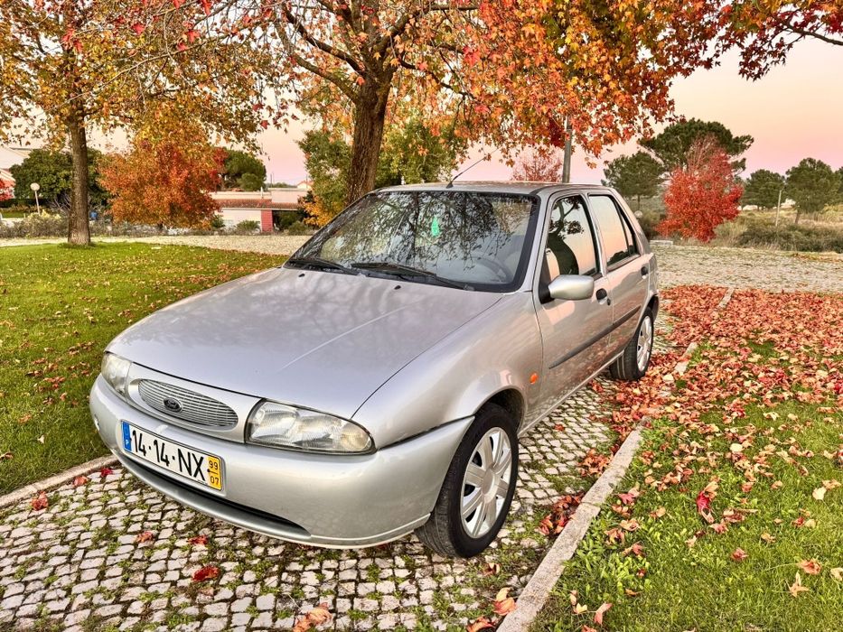 Ford fiesta ar condicionado
