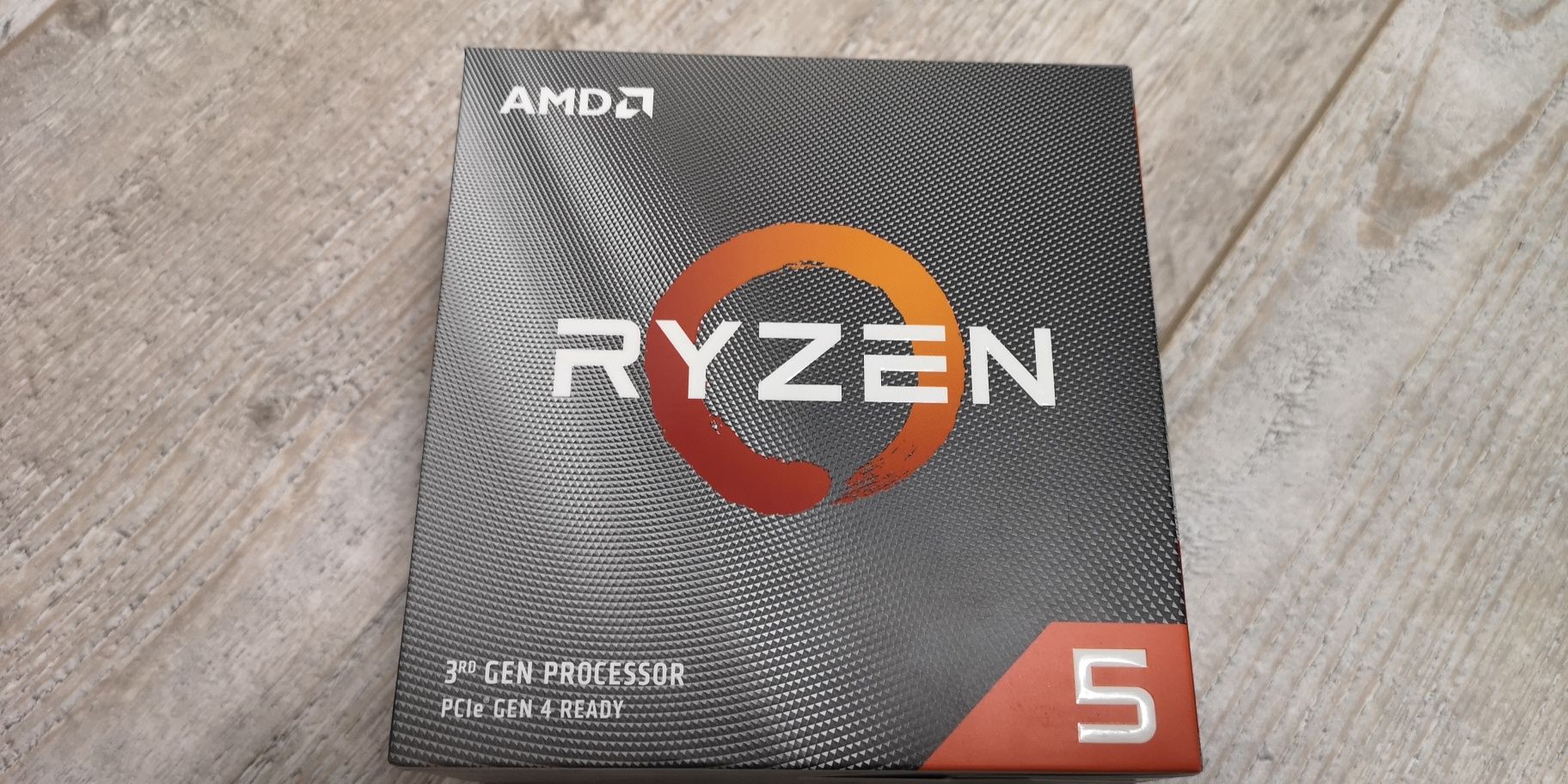 AMD Ryzen 5 3500x.