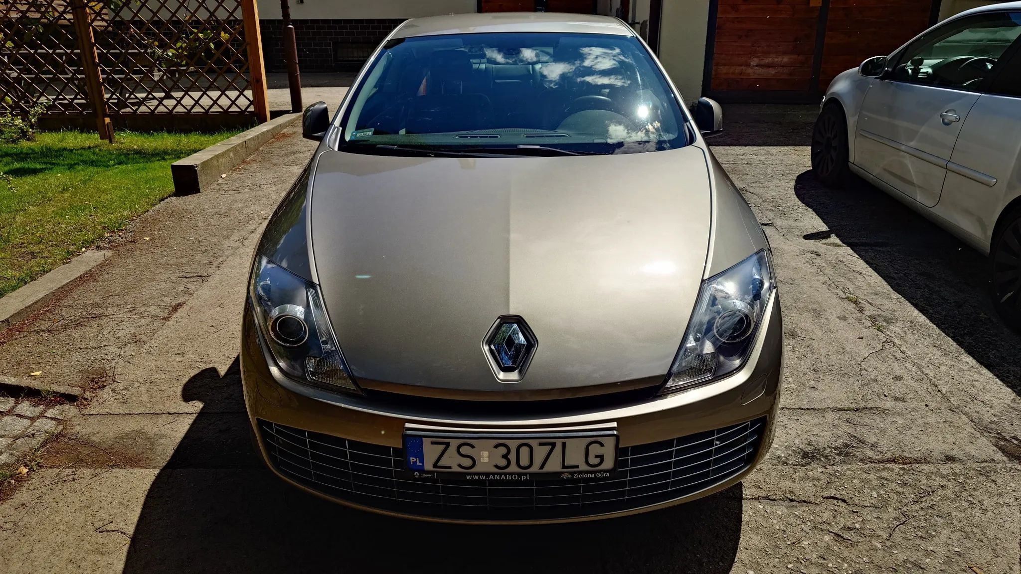 Renault Laguna Renault Laguna 3 Coupe - 2.0T GT 4Control