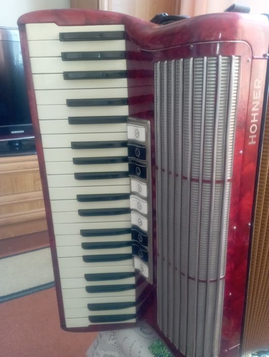 Akordeon hohner tango 3