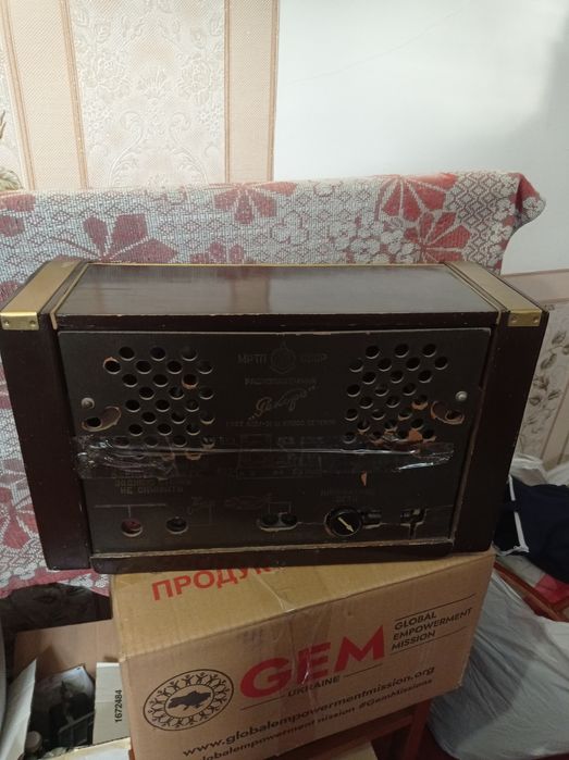 Ламповый радиоприемник рекорд