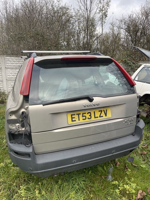 Volvo 440/460/940/960/760/740/xc90/S70/C70V70/850 cześci blachy silnik