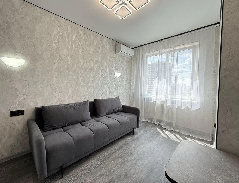 Продаж євро-двокімнатної квартири в Броварах в ЖК Атлант NP