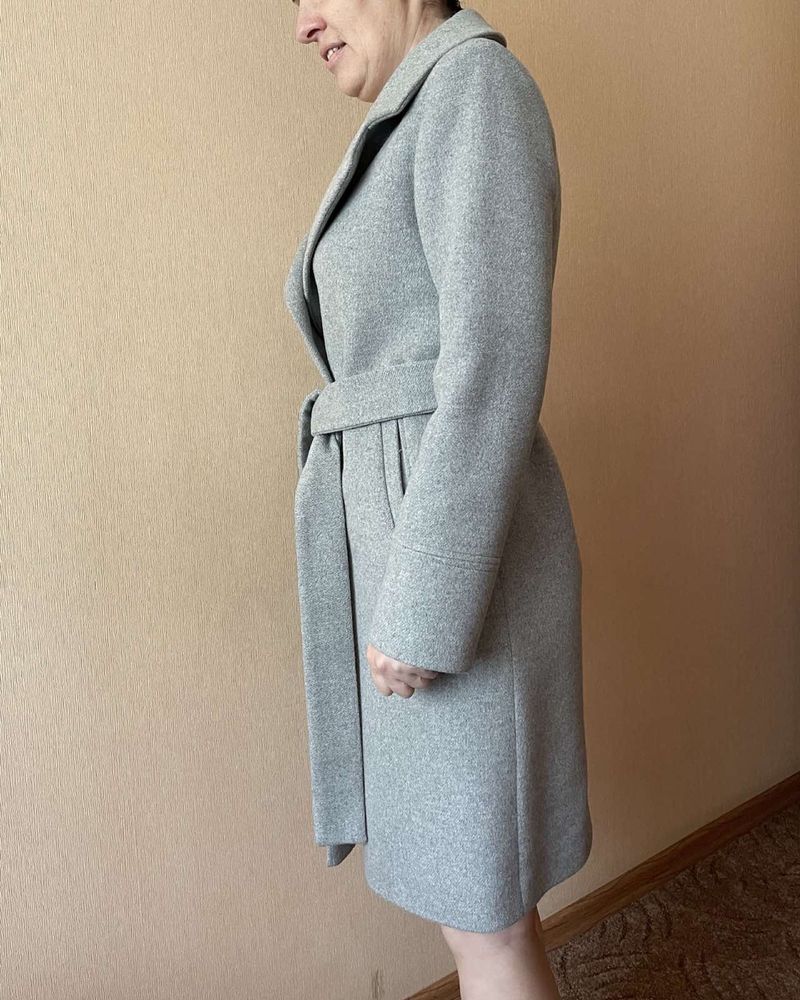 Жіноче пальто
