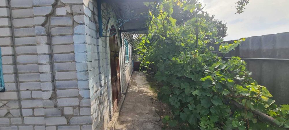 Продається будинок у селищі Кумари!