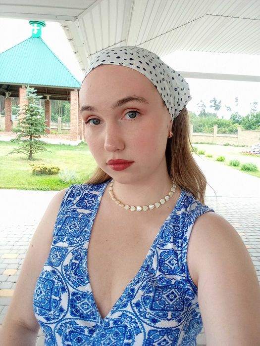 Дівоча літня косинка-обідок на голову