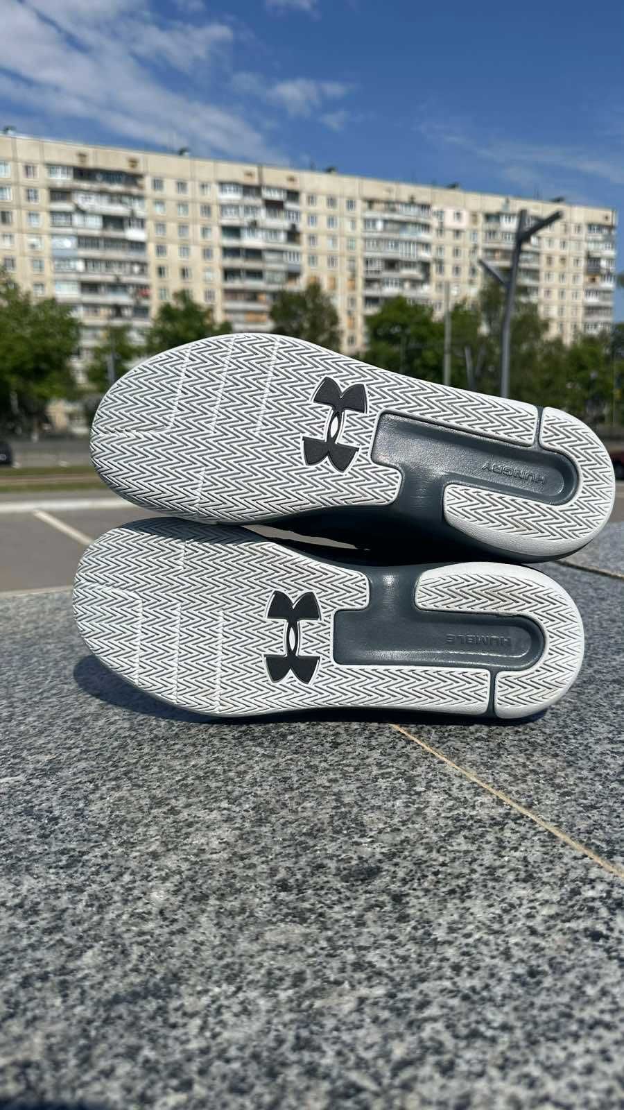 Under Armour LockDown 5