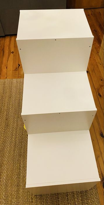 Regał Ikea z pojemnikami TROFEST