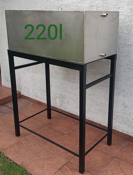 Zbiornik wyrównawczy stal nierdzewna.