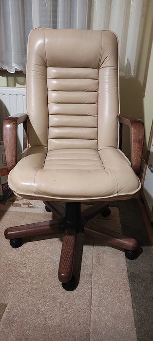 Krzesło biurowe skóra