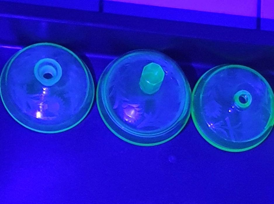 Komplet toaletowy szkło uranowe