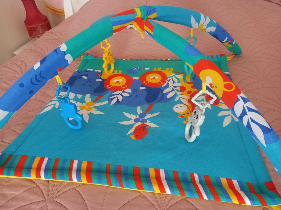 Розвиваючий килимок