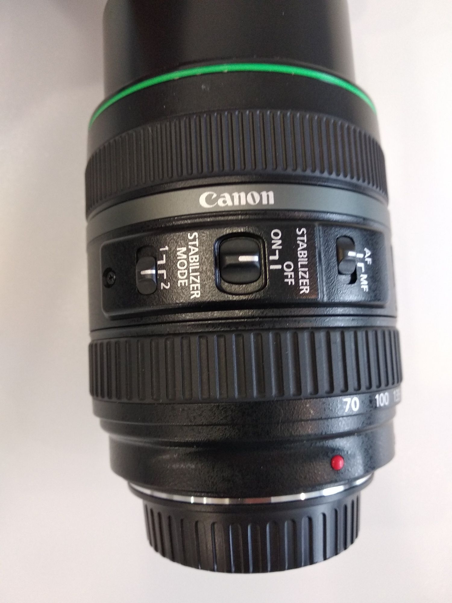 Объектив Canon 70-300 macro1.4/4.6ft