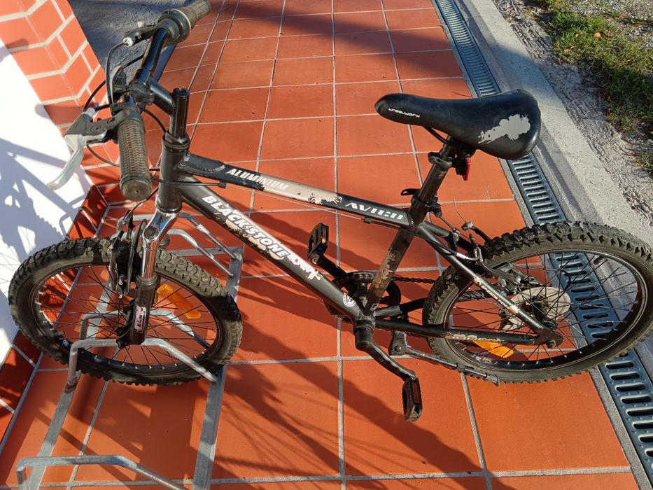 2 bicicletas crianca/jovem