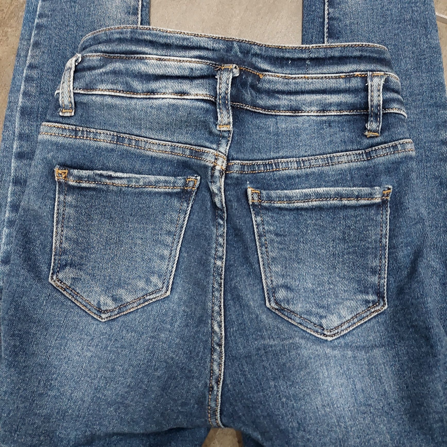 Spodnie rurki jeans porządny materiał elastyczny wysoki stan 5 guzików