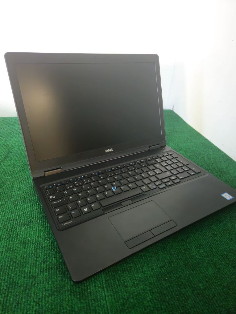 portátil Dell Latitude 5580 para Peças
