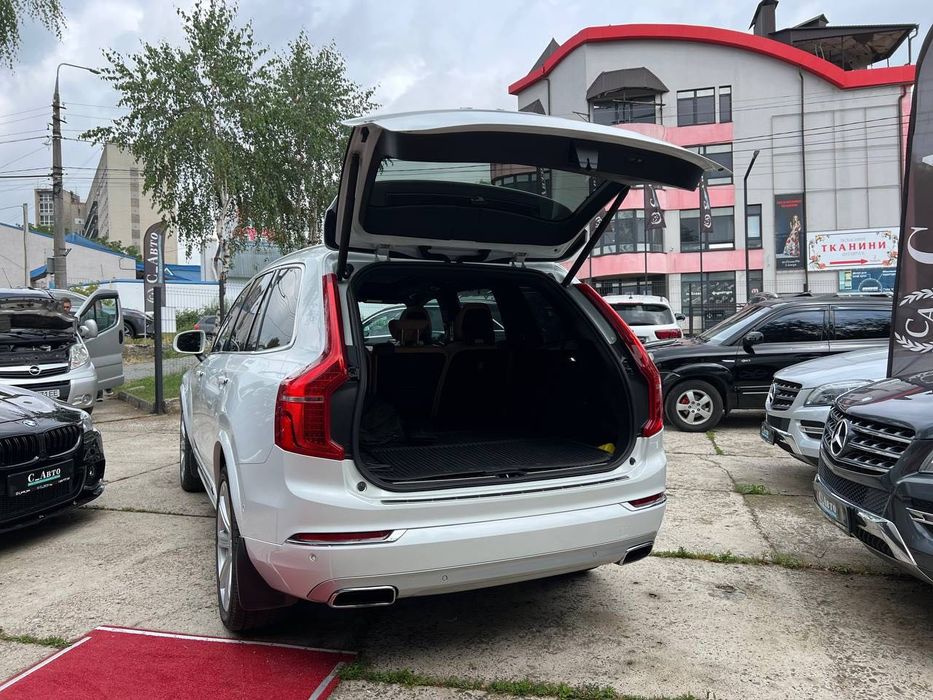 Volvo XC90  в кредит без авансу