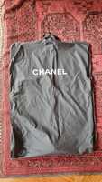 Pokrowiec na ubranie Chanel