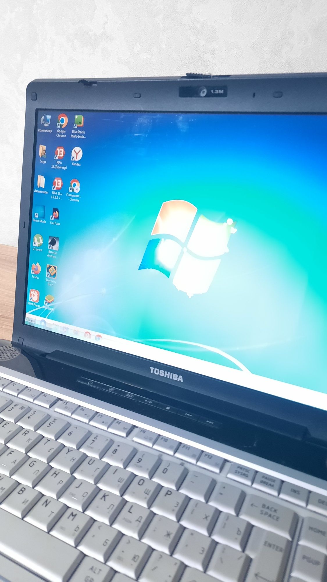 Ноут toshiba s200-14e