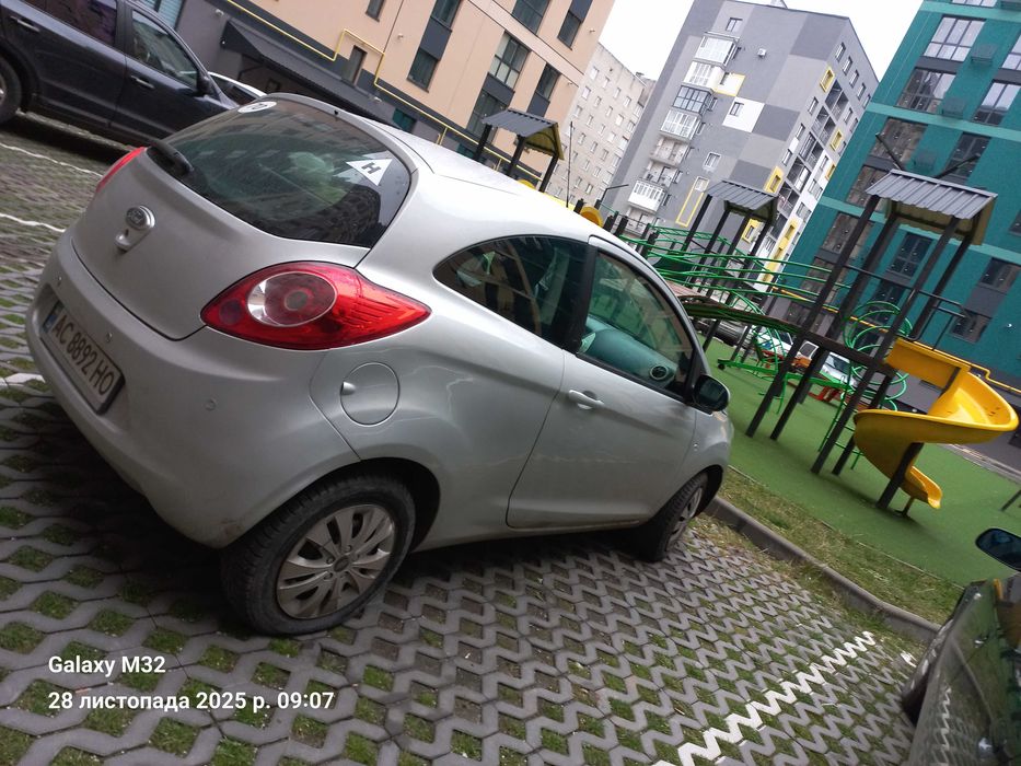 Продаю авто Ford Ka