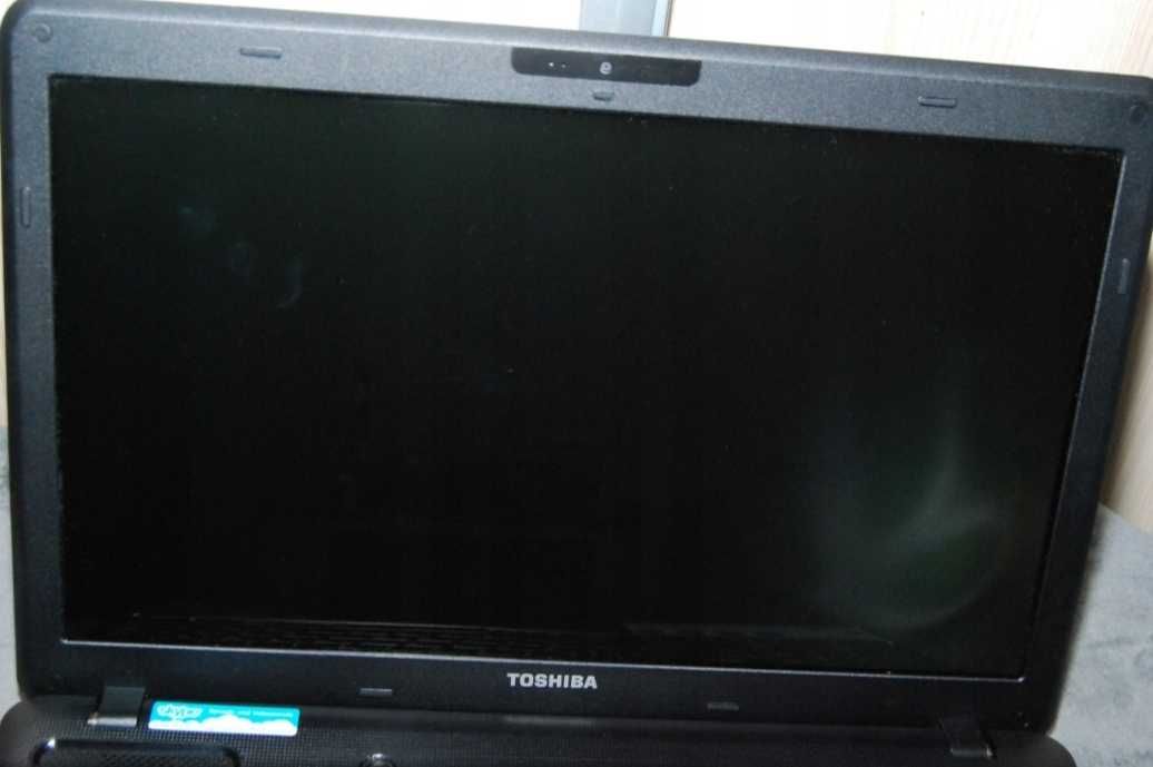 Laptop Toshiba 15,6 " kamerka4/320gb/WiFi/DVD/SD/Zasilacz