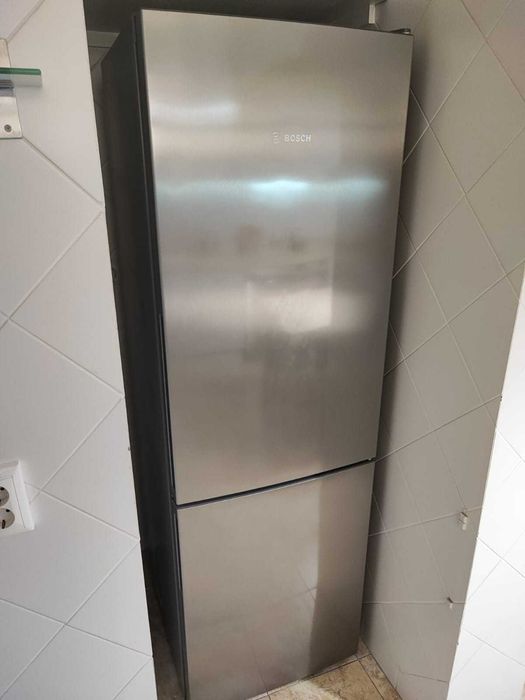 Frigorífico Combinado BOSCH em ótimo estado