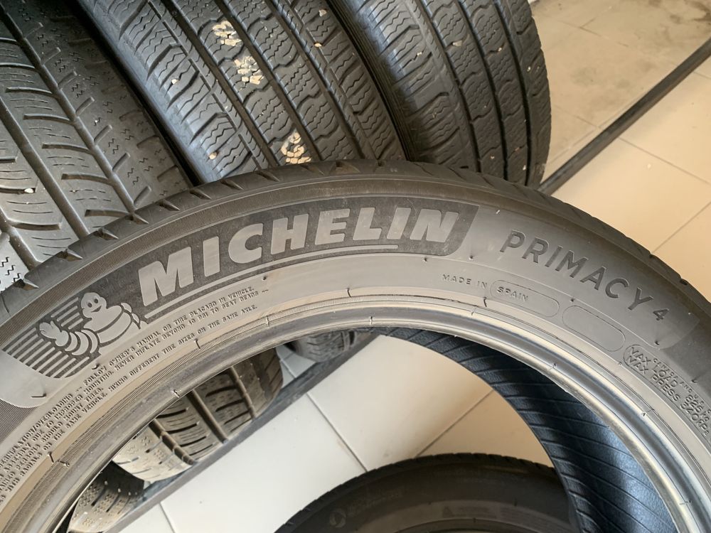 Пара літніх шин 235/50/18 101Y Michelin Primacy 4