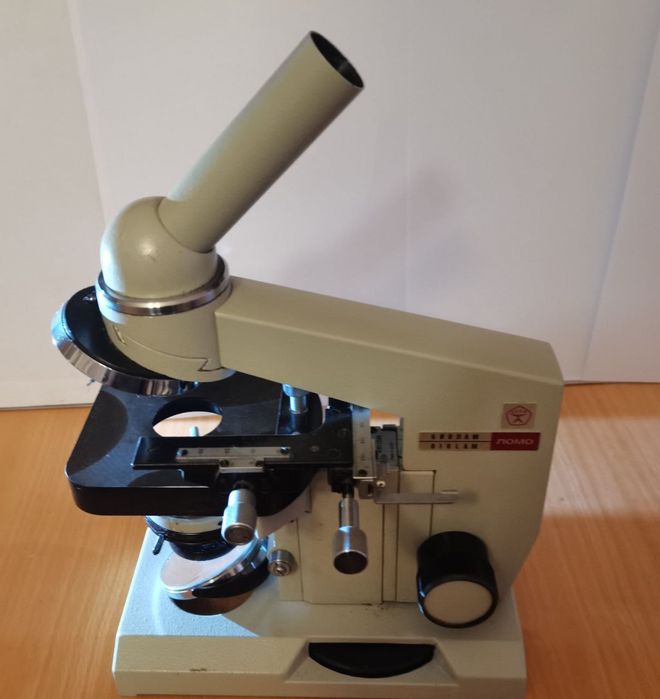 Дорожный монокулярный  микроскоп Биолам Д-11, ЛОМО, в идеальном сост.