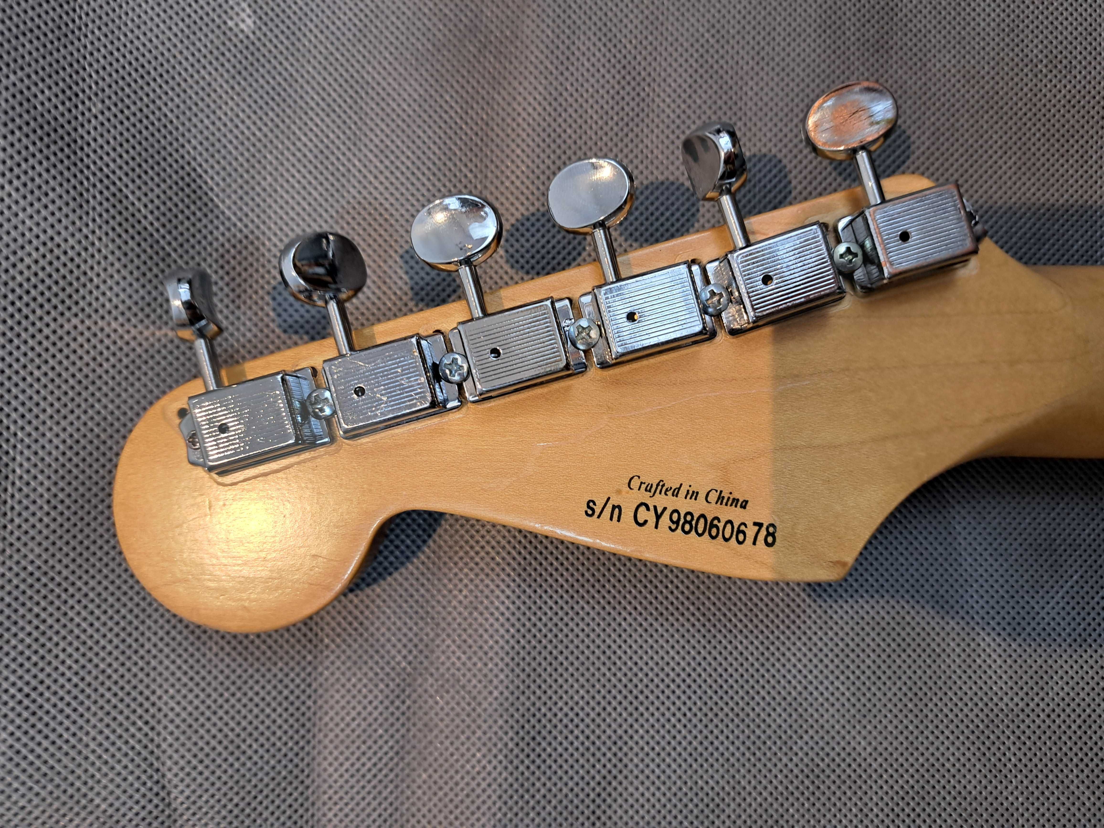 Gitara Squier Stratocaster