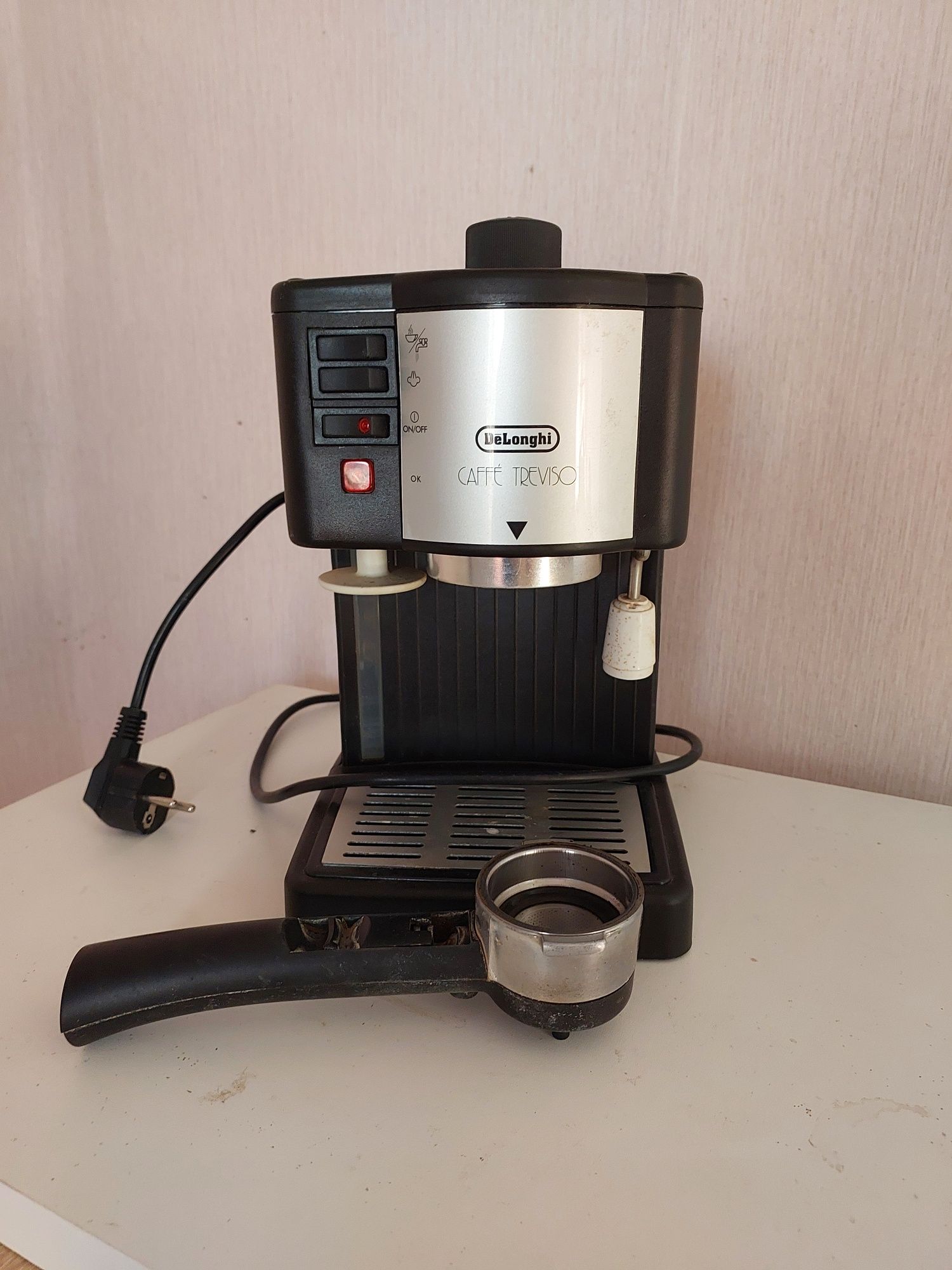 Кавоварка Delonghi