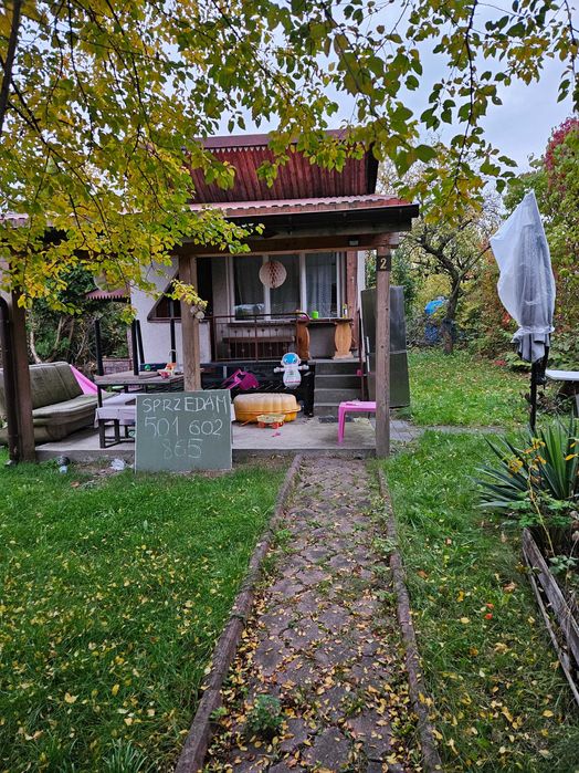 Sprzedam działkę rekreacyjna ROD PRZYJAŹŃ Lenartowicza Andrychów